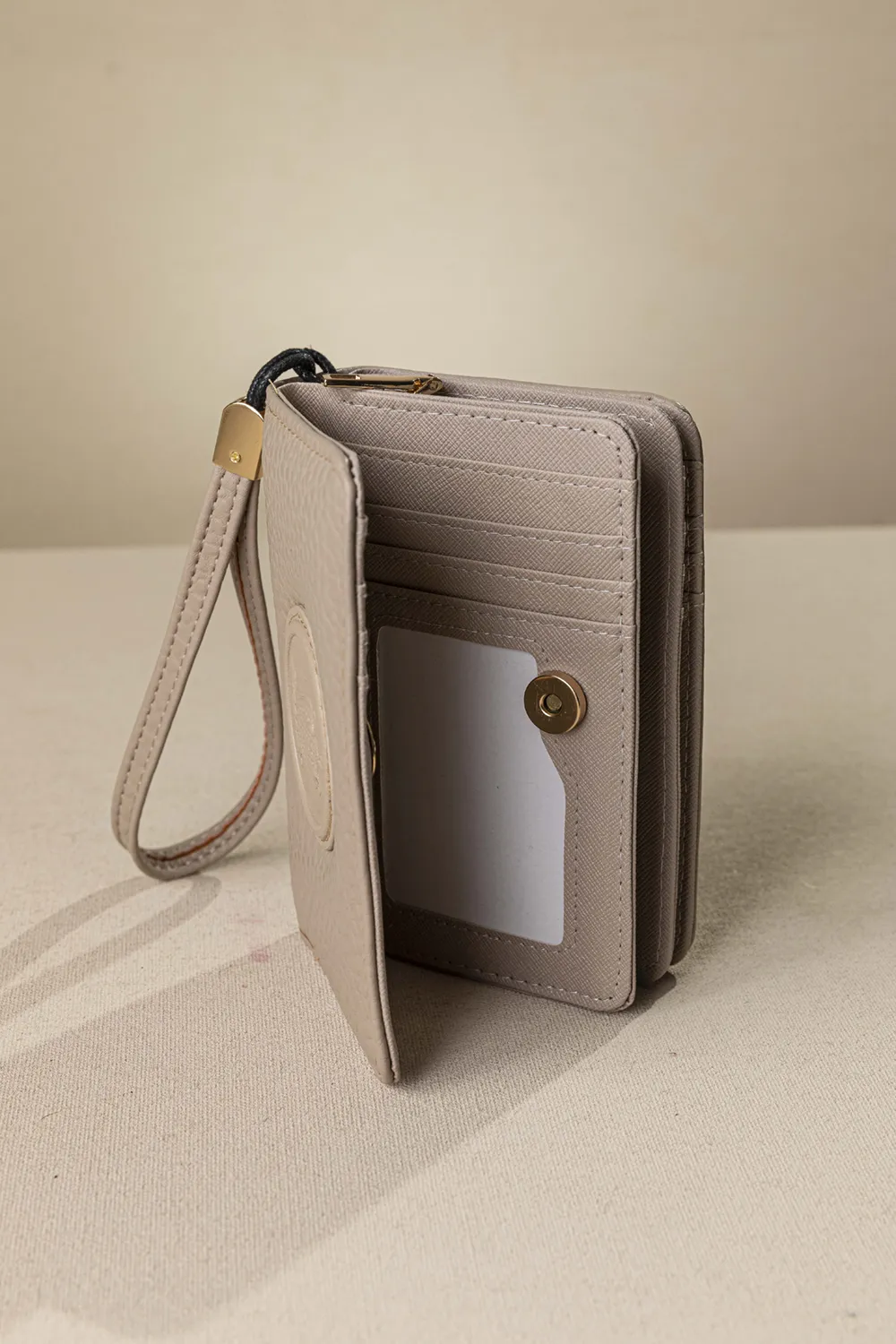 Πορτοφόλι με διπλό άνοιγμα και casual logo