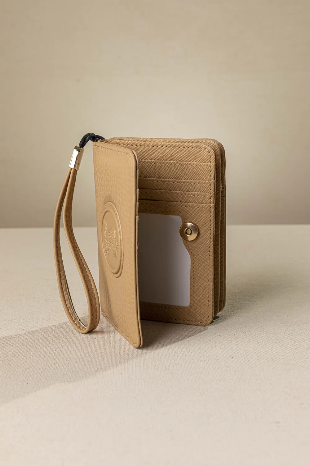 Πορτοφόλι με διπλό άνοιγμα και casual logo