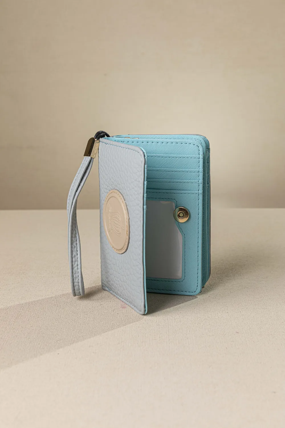 Πορτοφόλι με διπλό άνοιγμα και casual logo