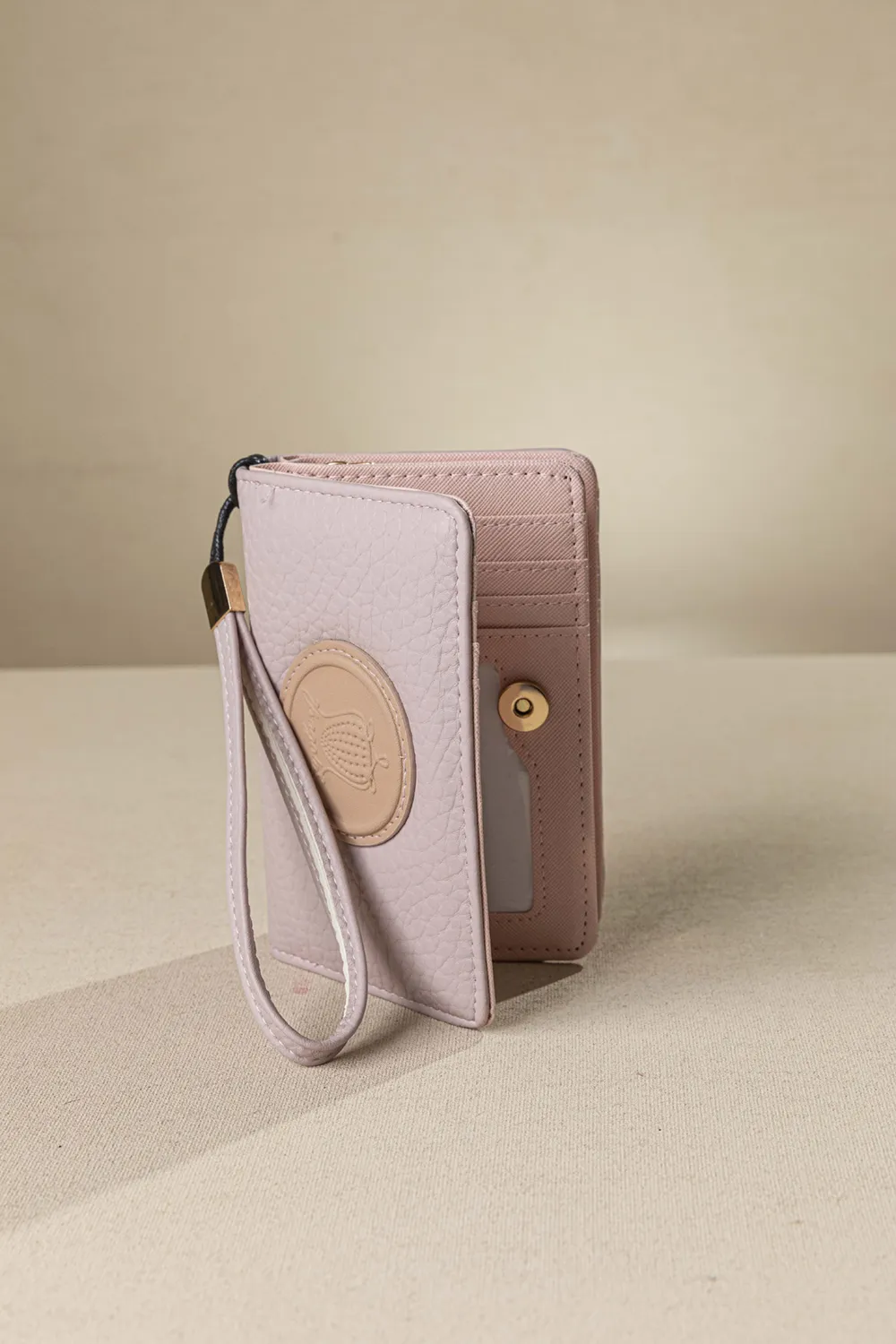 Πορτοφόλι με διπλό άνοιγμα και casual logo