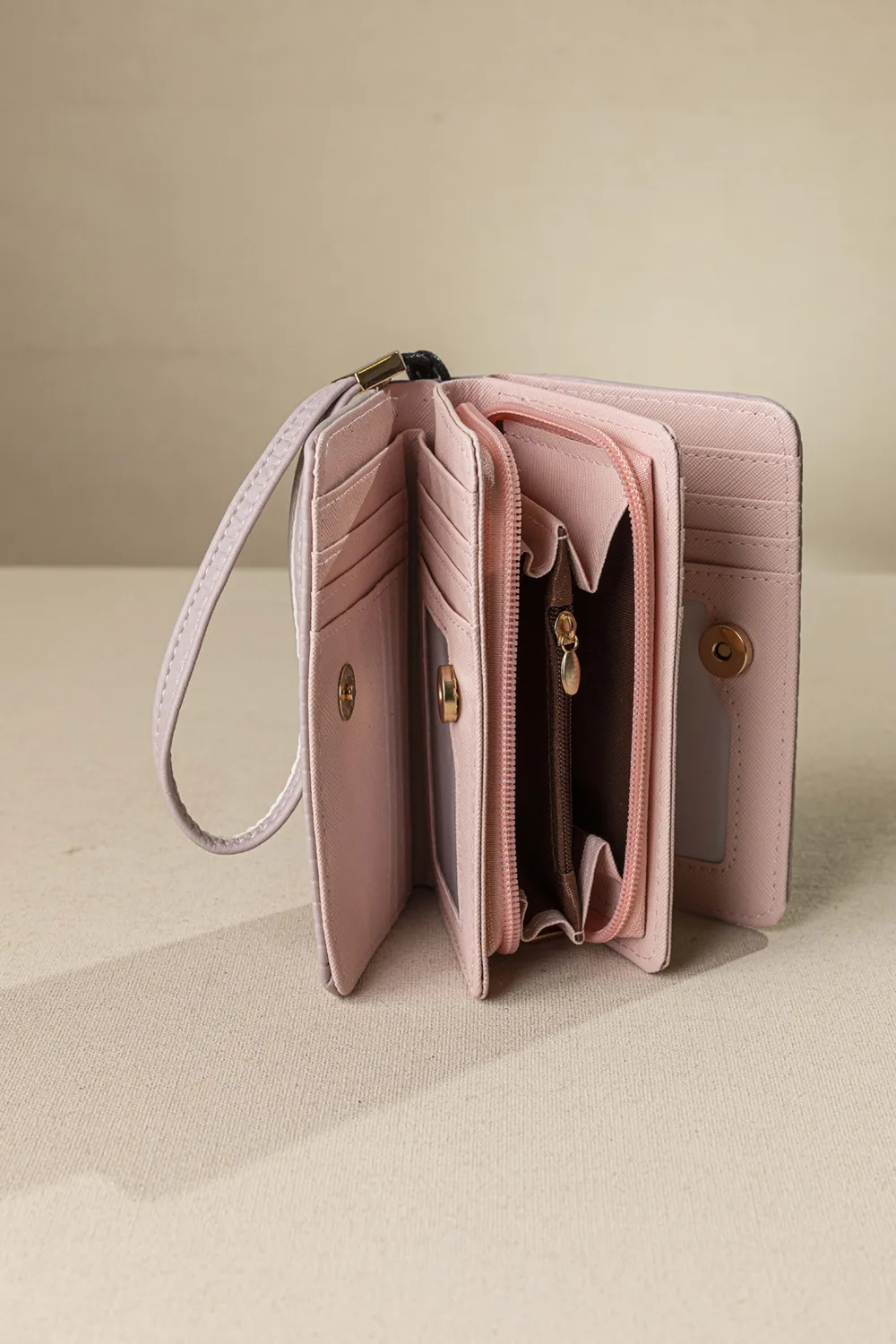 Πορτοφόλι με διπλό άνοιγμα