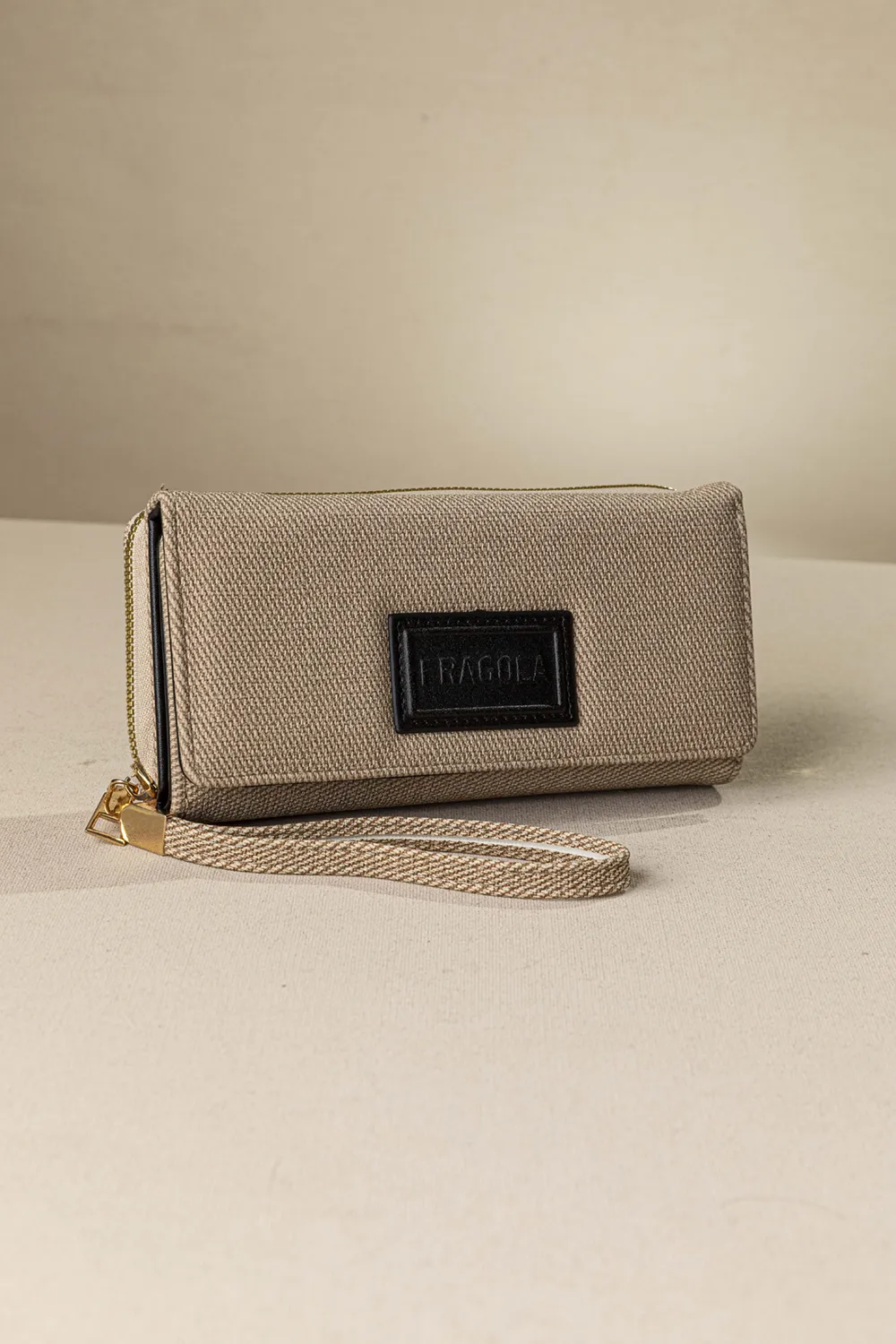 Μεγάλο πορτοφόλι με καπάκι και φερμουάρ