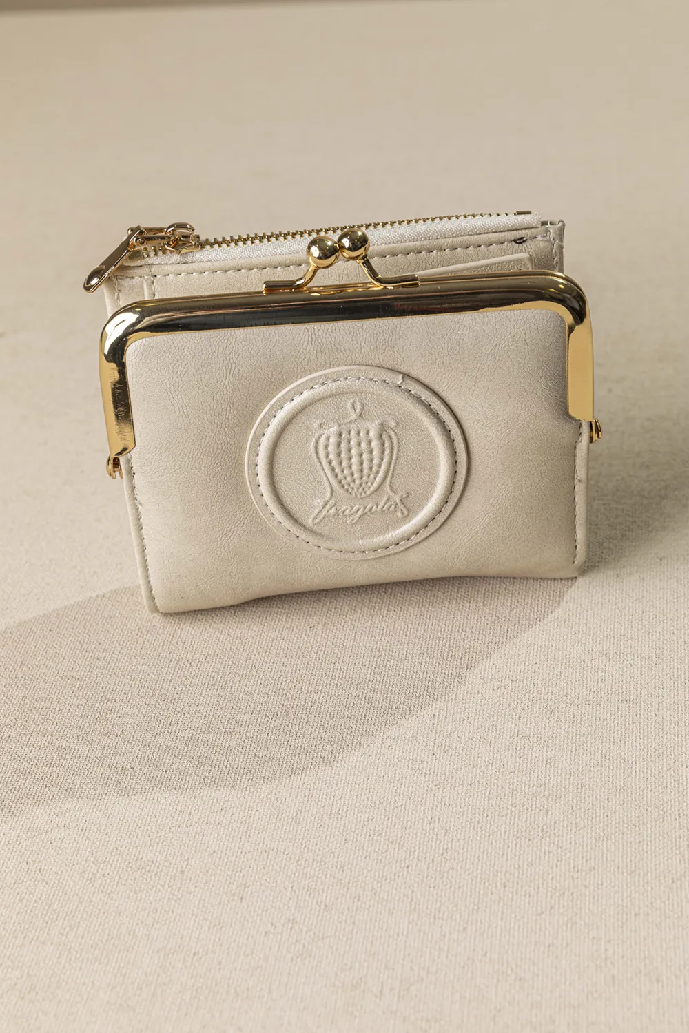 Μικρό πορτοφόλι με vintage στόμιο