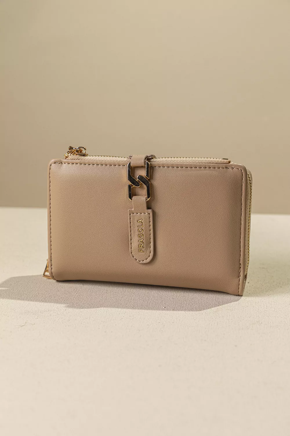 Μεσαίο πολυθέσιο γυναικείο πορτοφόλι