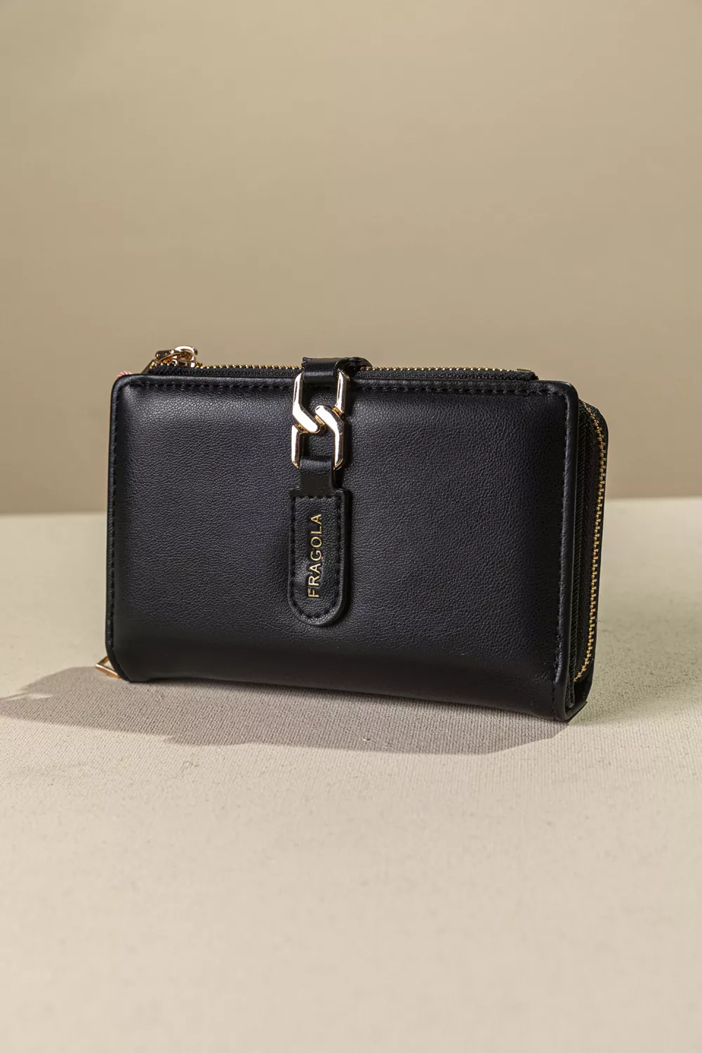 Μεσαίο πολυθέσιο γυναικείο πορτοφόλι