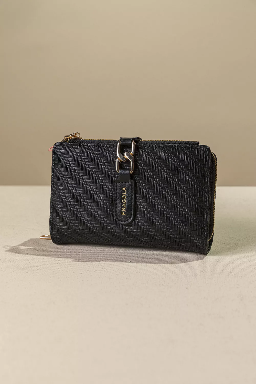 Μεσαίο πολυθέσιο γυναικείο πορτοφόλι