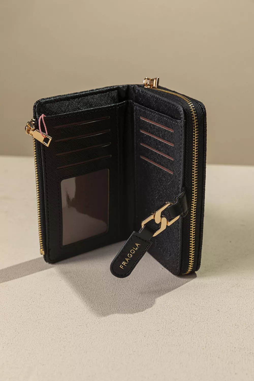 Μεσαίο πολυθέσιο γυναικείο πορτοφόλι