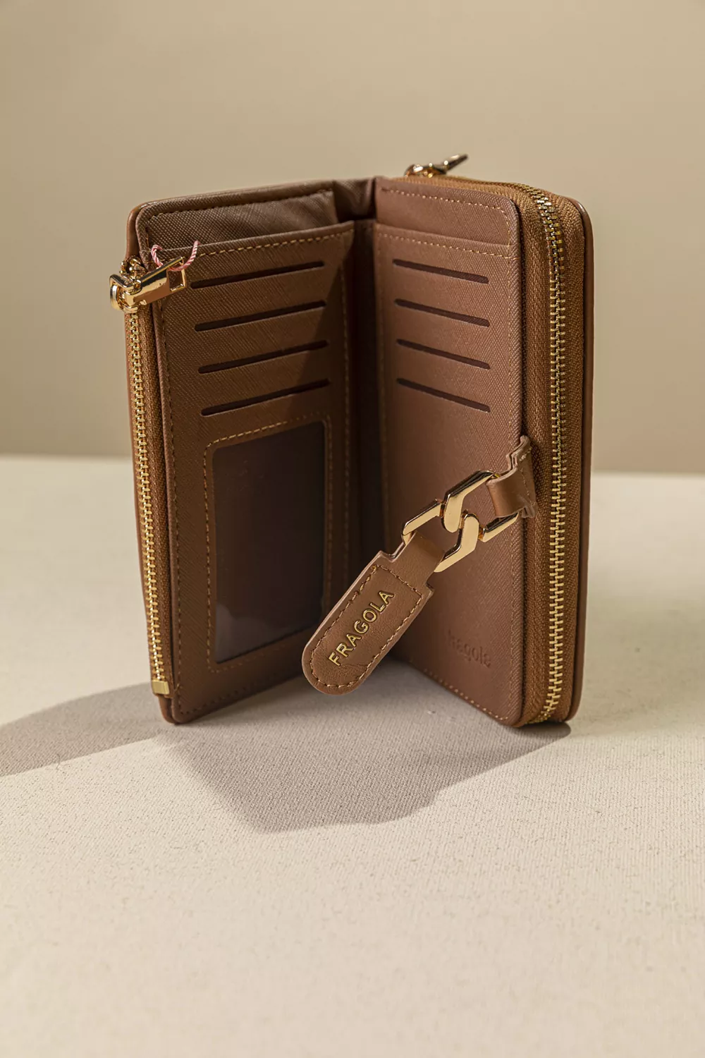 Μεσαίο πολυθέσιο γυναικείο πορτοφόλι