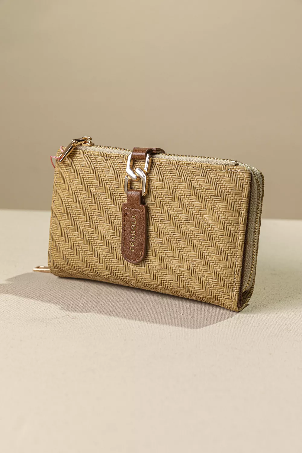 Μεσαίο πολυθέσιο γυναικείο πορτοφόλι