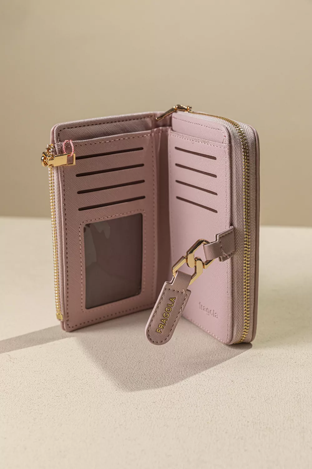 Μεσαίο πολυθέσιο γυναικείο πορτοφόλι