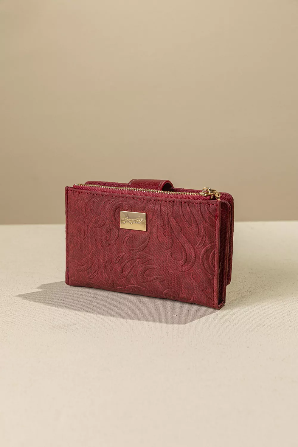 Πολυθέσιο πορτοφόλι με γλώσσα μεσαίου μεγέθους