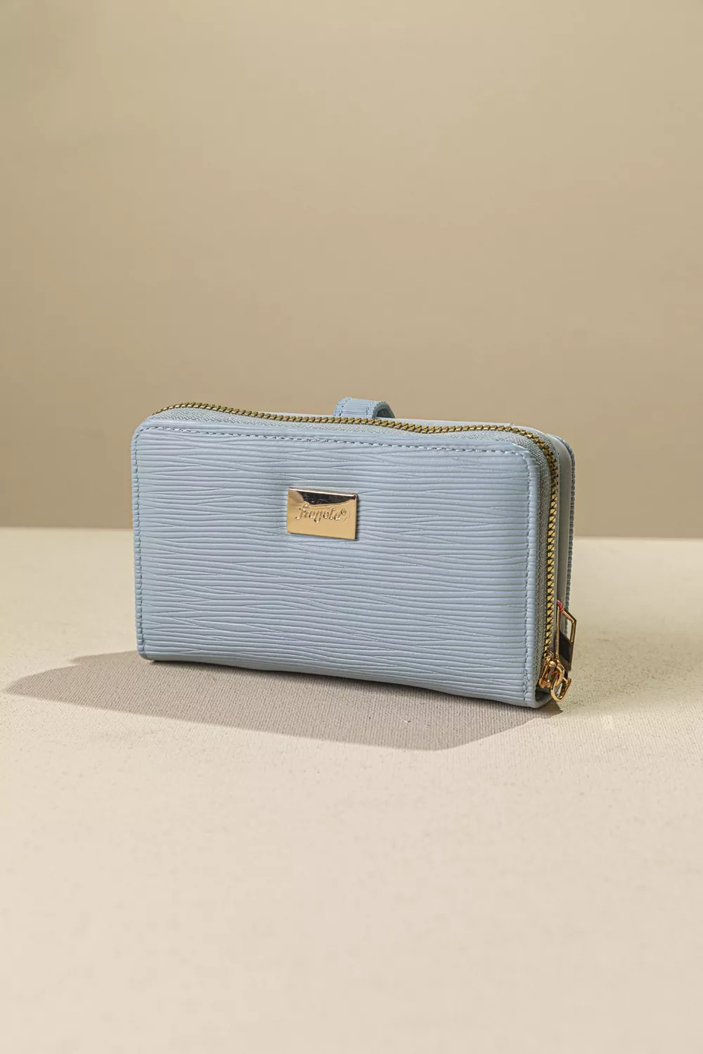 Γυναικείο πορτοφόλι μεσαίου μεγέθους