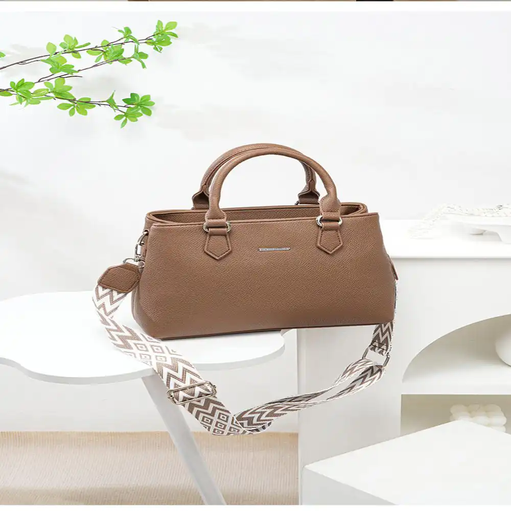 Γυναικεία Τσάντα Χιαστί Χειρός Pierre Loues PL782-21-Α10 coffee