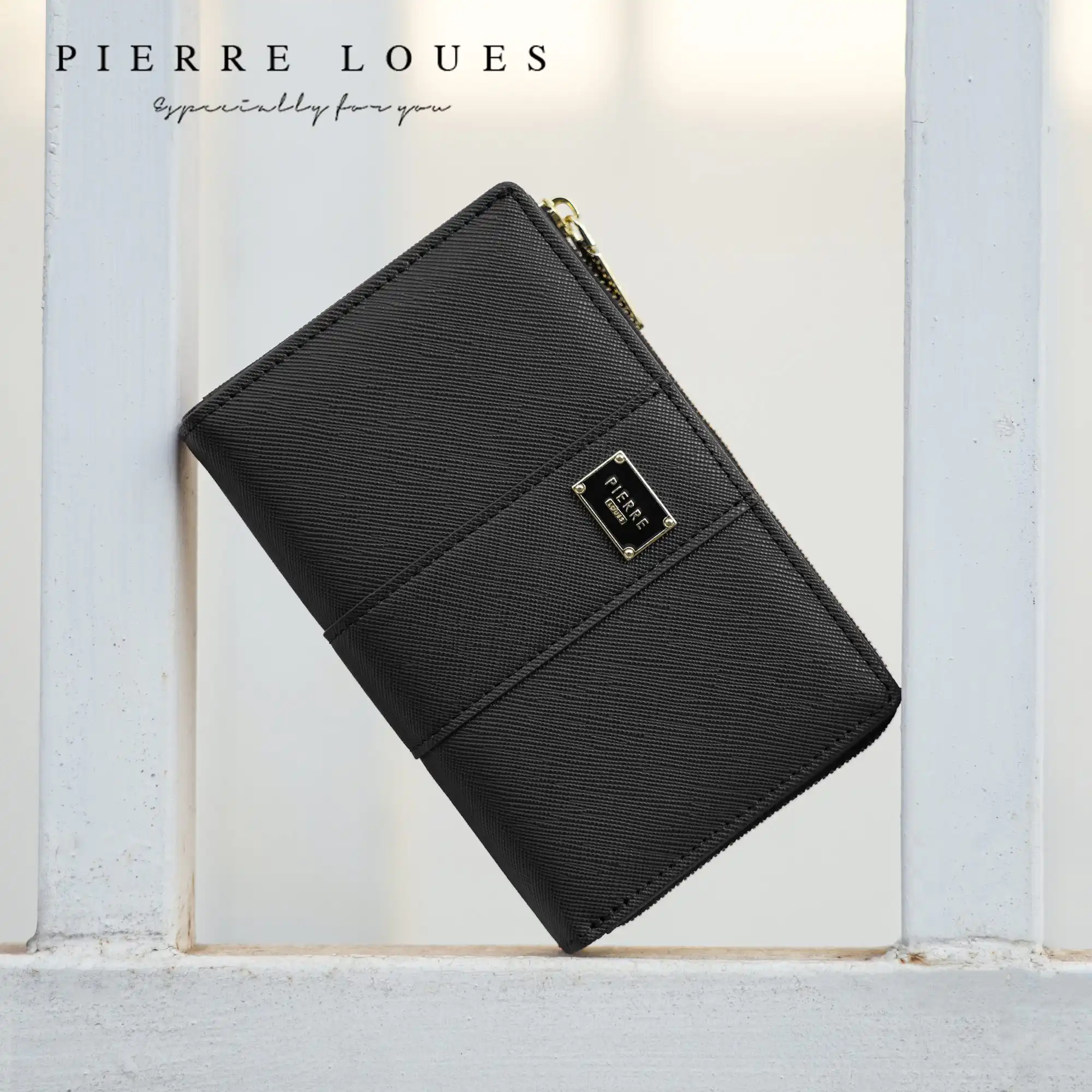 Γυναικείο Πορτοφόλι Saffiano Pierre Loues PL828-72 μαύρο Γυναικείο Πορτοφόλι Saffiano Pierre Loues PL828-72 μαύρο