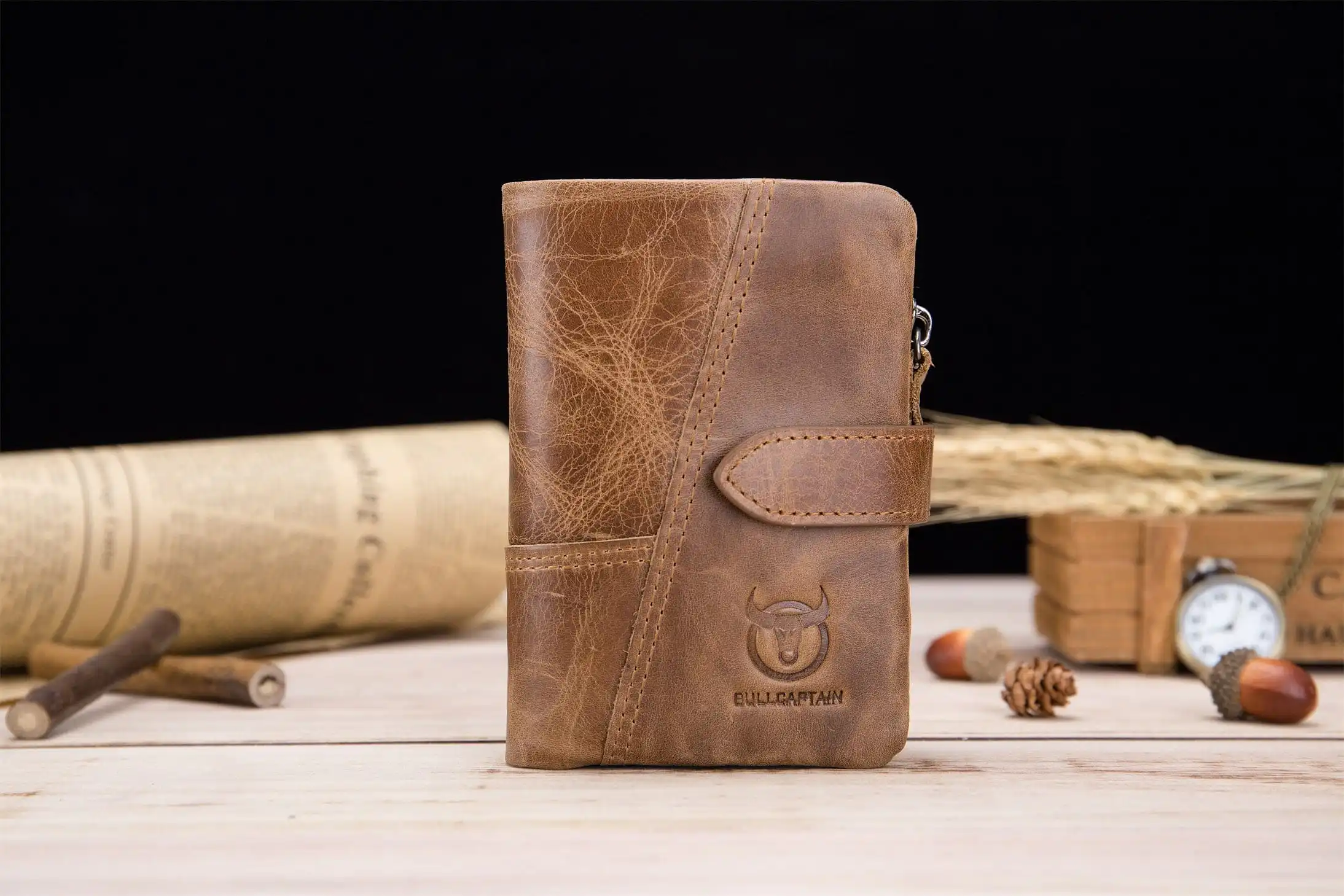 Δερμάτινο πορτοφόλι Bull Captain QB-V 01 καφέ ανοιχτό