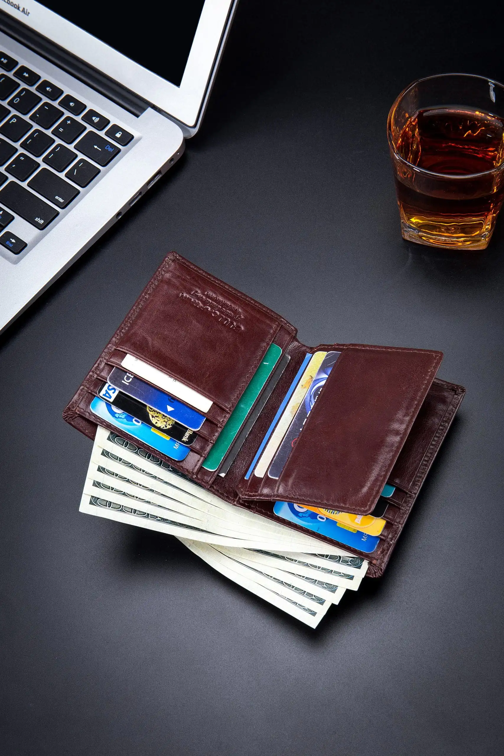 Δερμάτινο πορτοφόλι Bull Captain QB0203-V καφέ