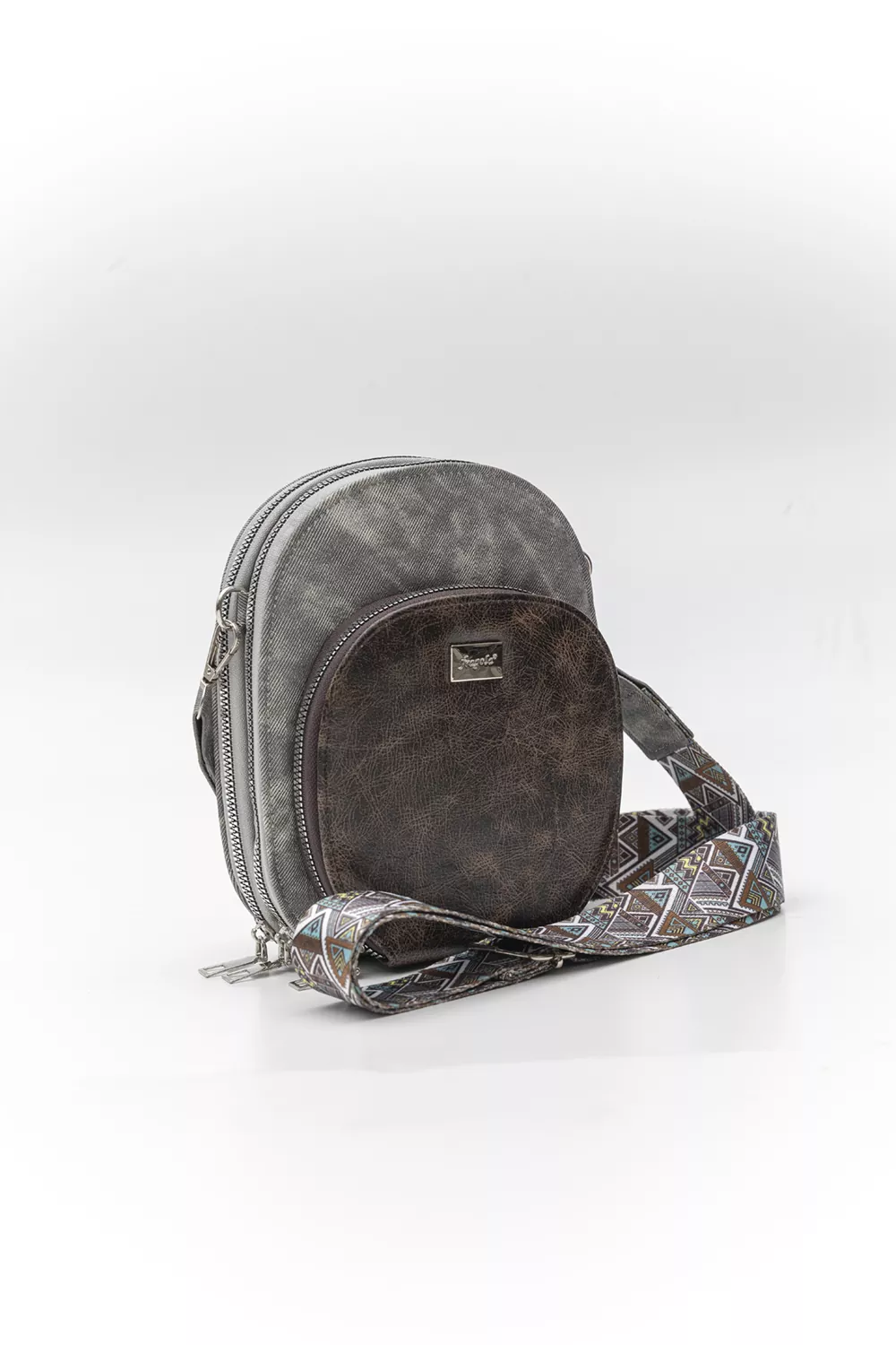 Χιαστί τριθέσιο τσαντάκι με ιμάντα οβάλ