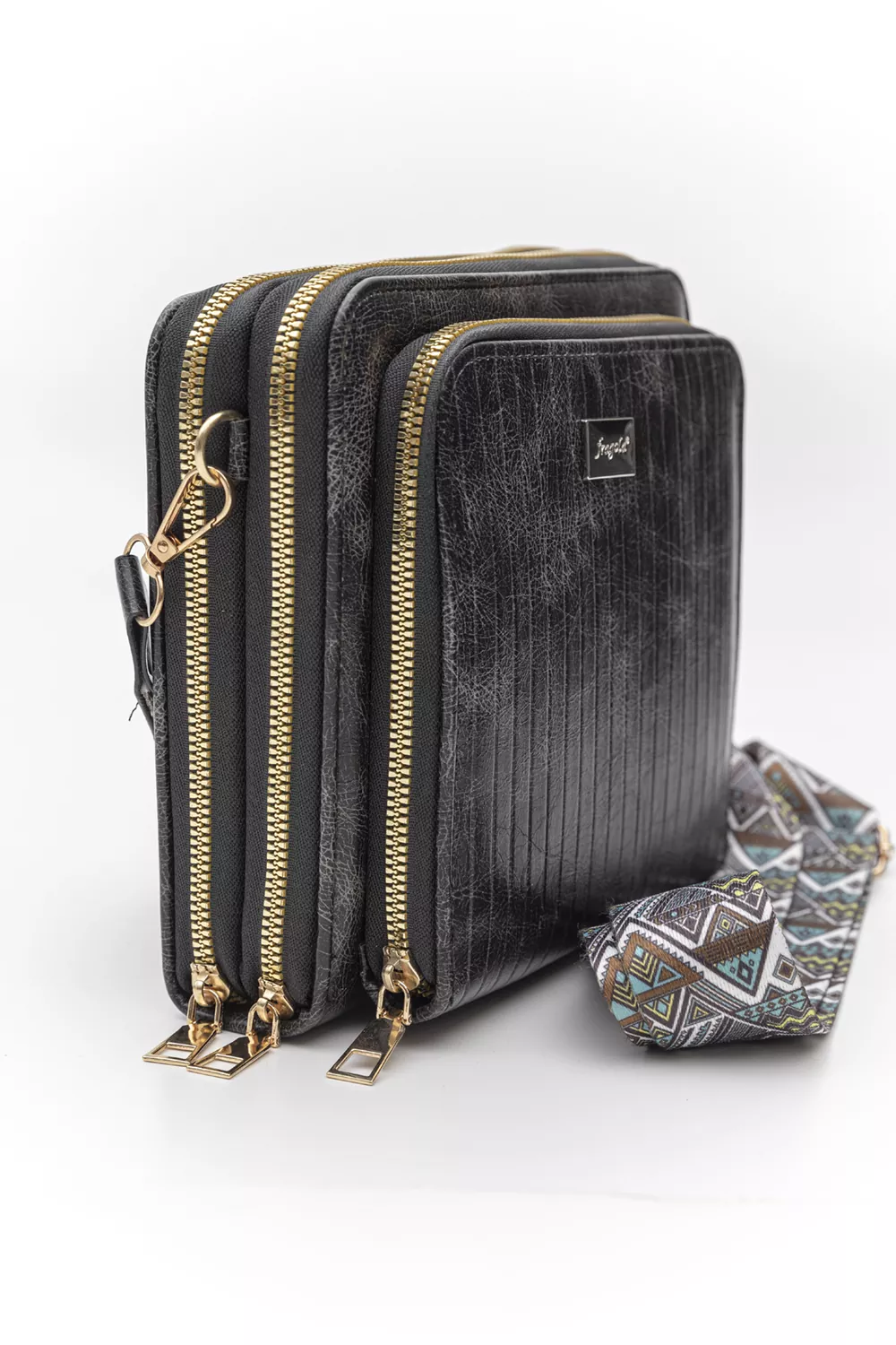 Τετράγωνο τριθέσιο χιαστί τσαντάκι vintage