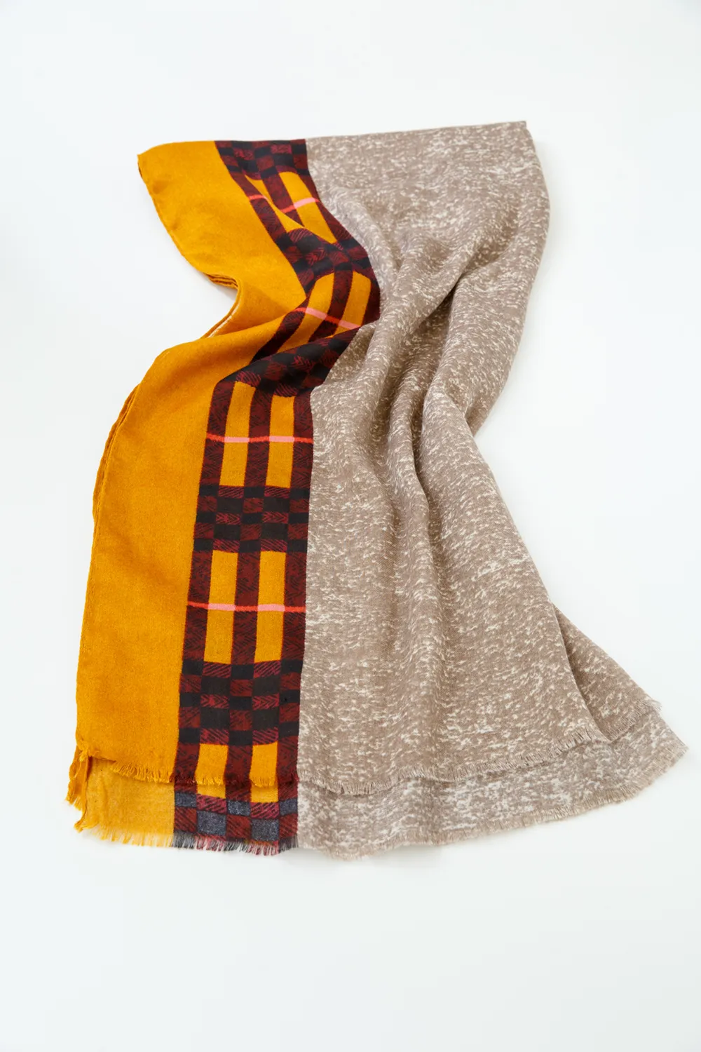 Φίνες γραμμές και ανάλαφρη υφή