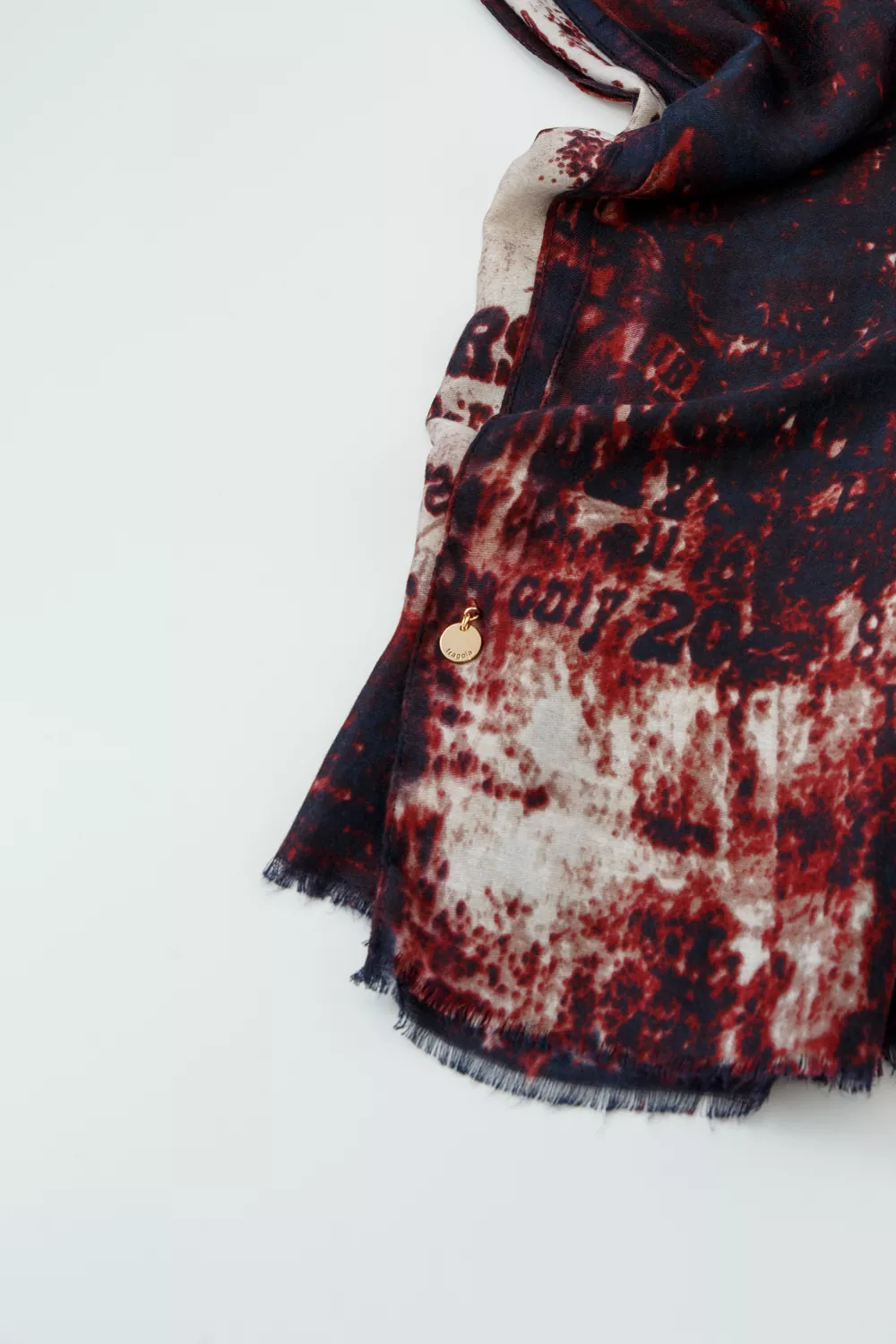 Ελαφριά πασμίνα ιδανική για Φθινόπωρο και Χειμώνα