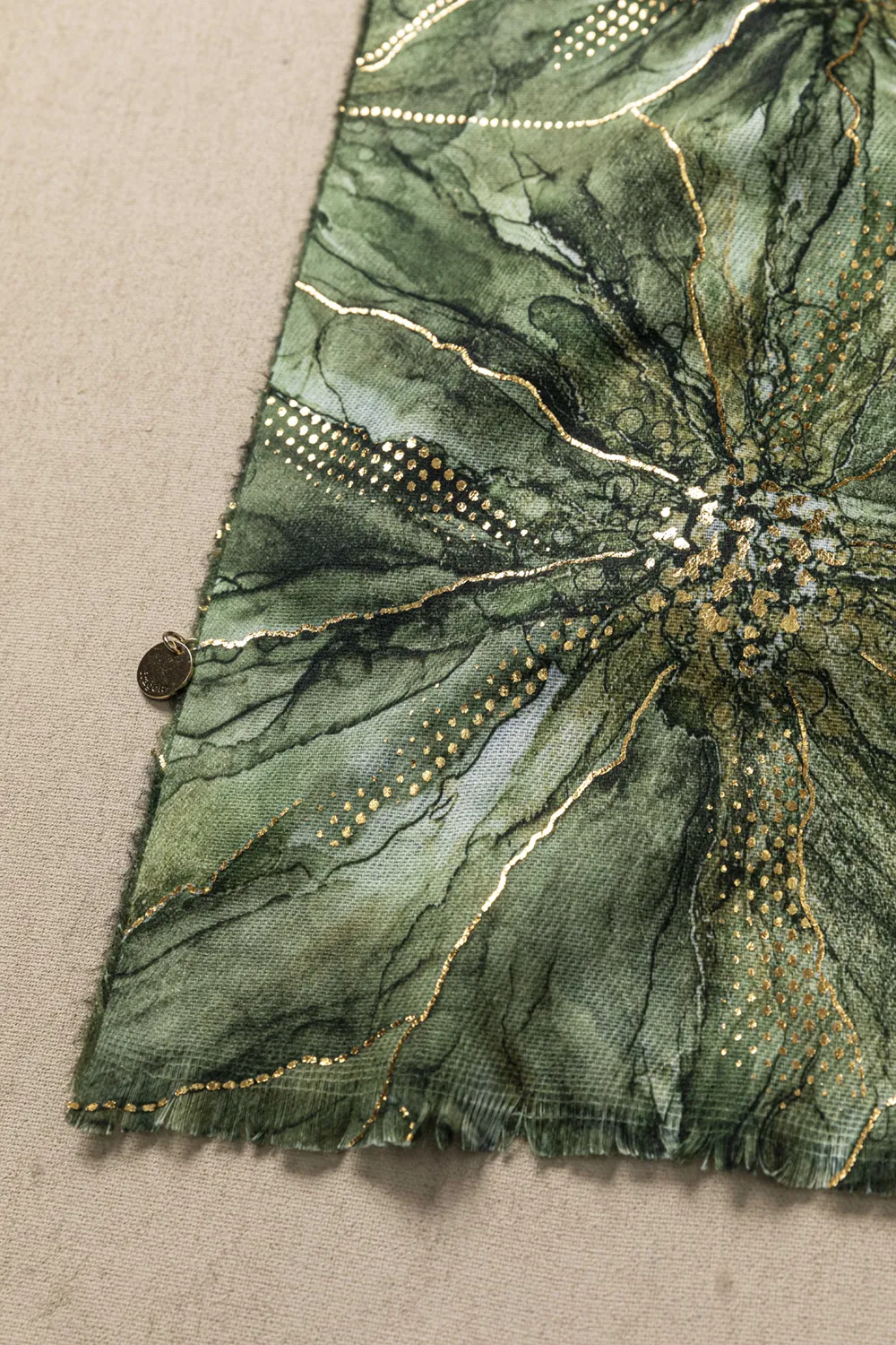 Πασμίνα με συμπαγή φλατ πλέξη