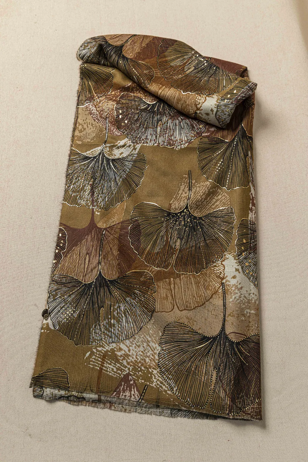 Πασμίνα με συμπαγή φλατ πλέξη