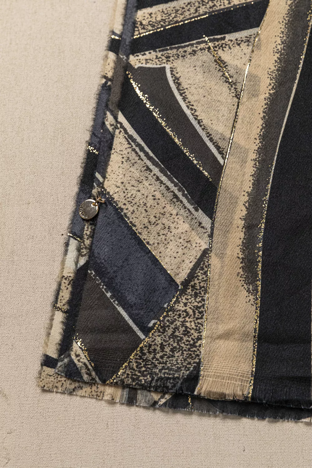 Πασμίνα με συμπαγή φλατ πλέξη