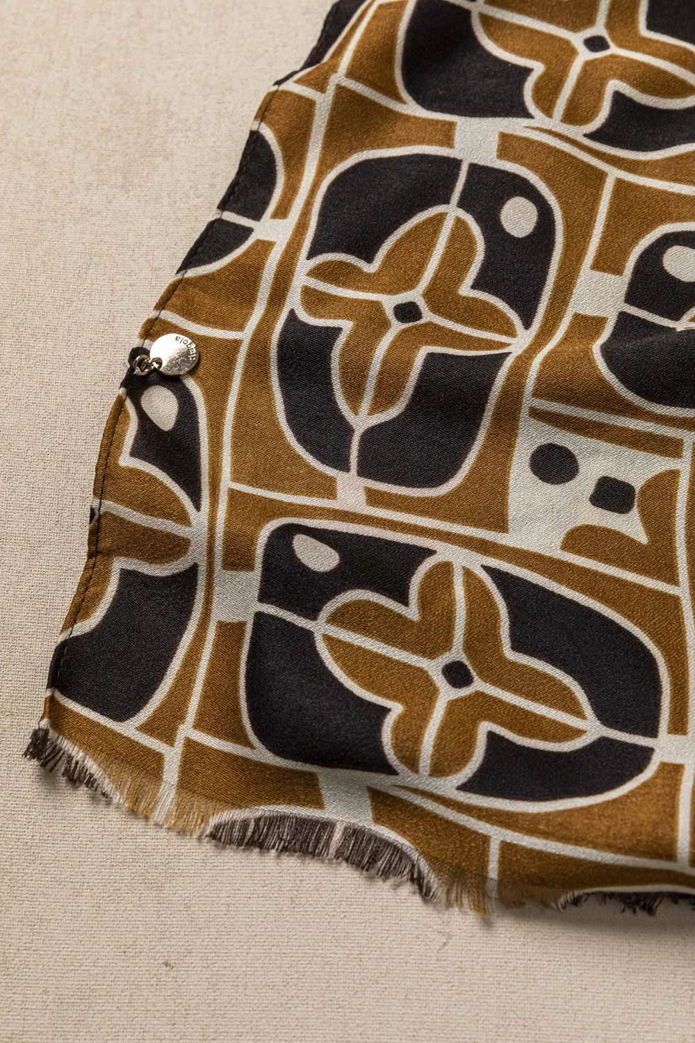 Φίνες γραμμές και ανάλαφρη υφή