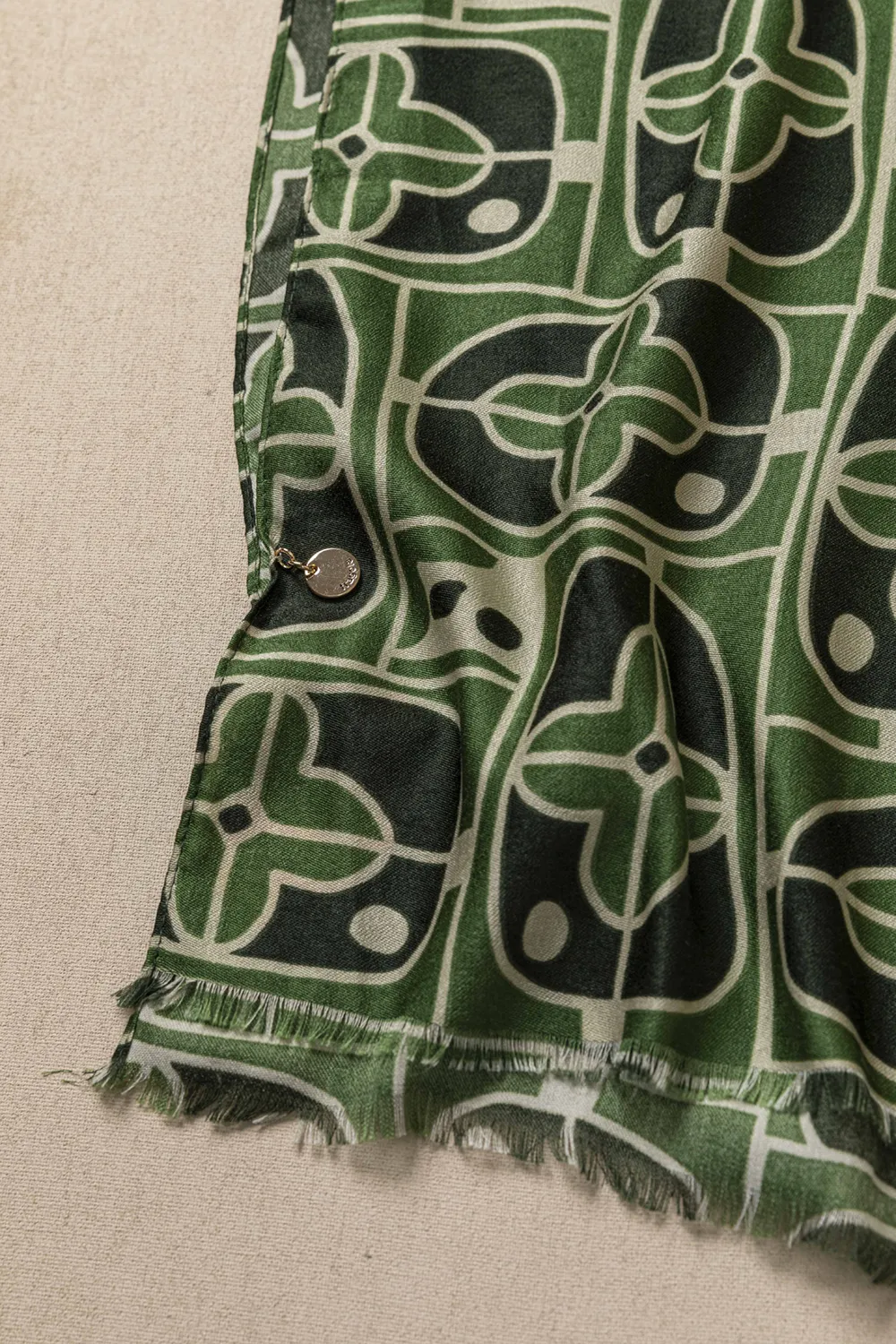 Φίνες γραμμές και ανάλαφρη υφή