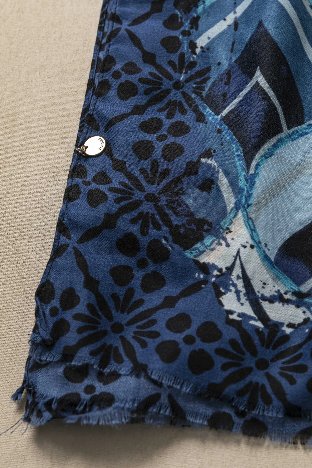 Φίνες γραμμές και ανάλαφρη υφή