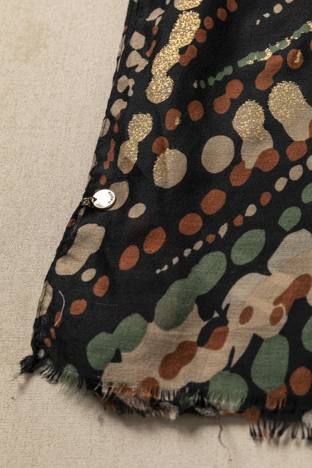 Φίνες γραμμές και ανάλαφρη υφή