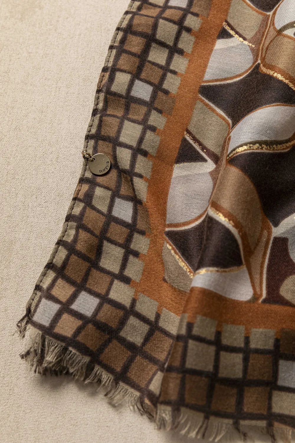 Φίνες γραμμές και ανάλαφρη υφή