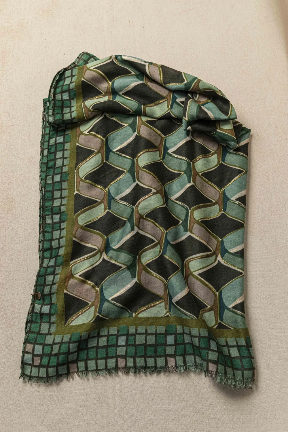 Φίνες γραμμές και ανάλαφρη υφή