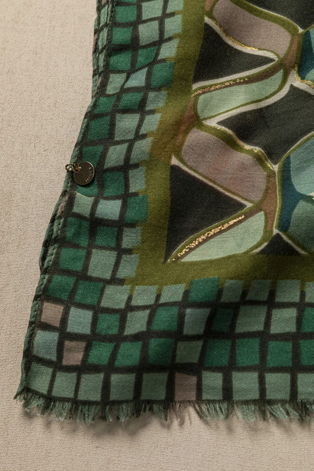 Φίνες γραμμές και ανάλαφρη υφή