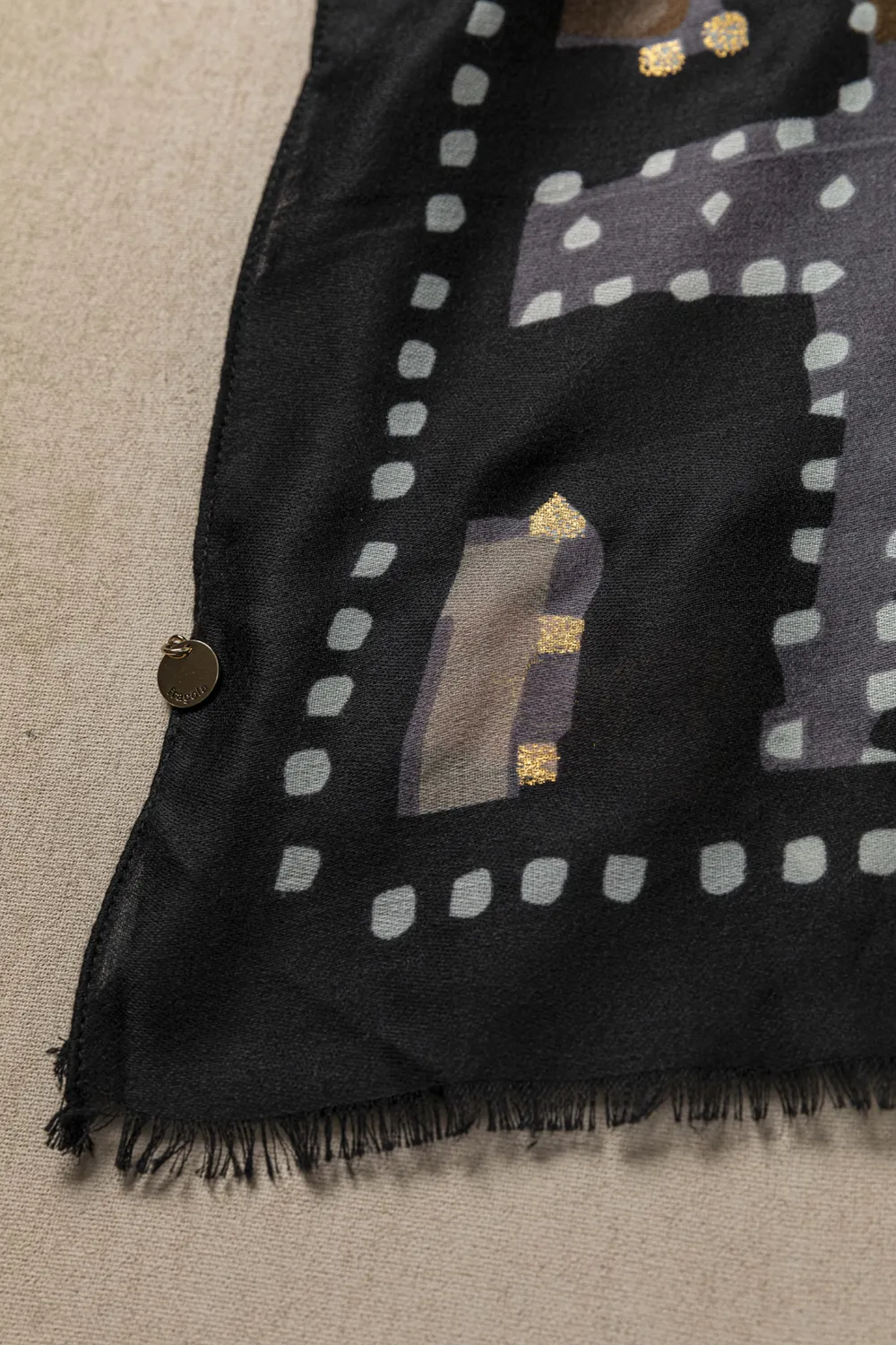 Φίνες γραμμές και ανάλαφρη υφή