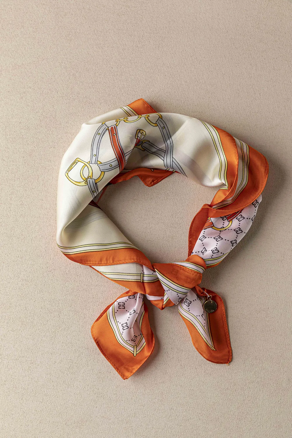 Φουλάρι SC368