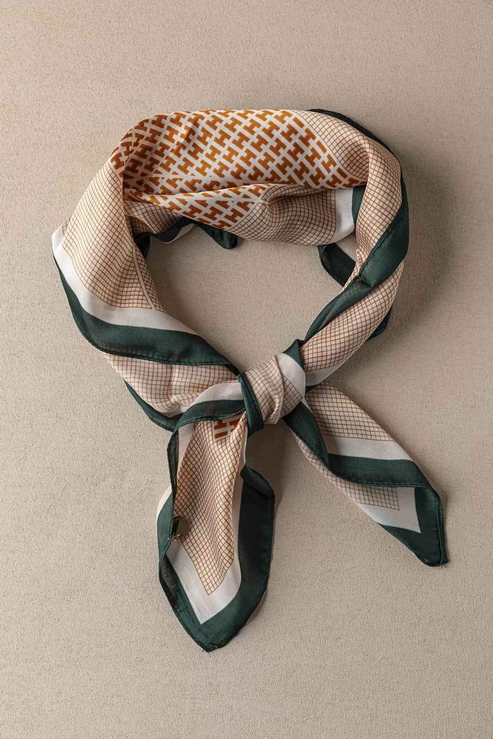 Φουλάρι SC370