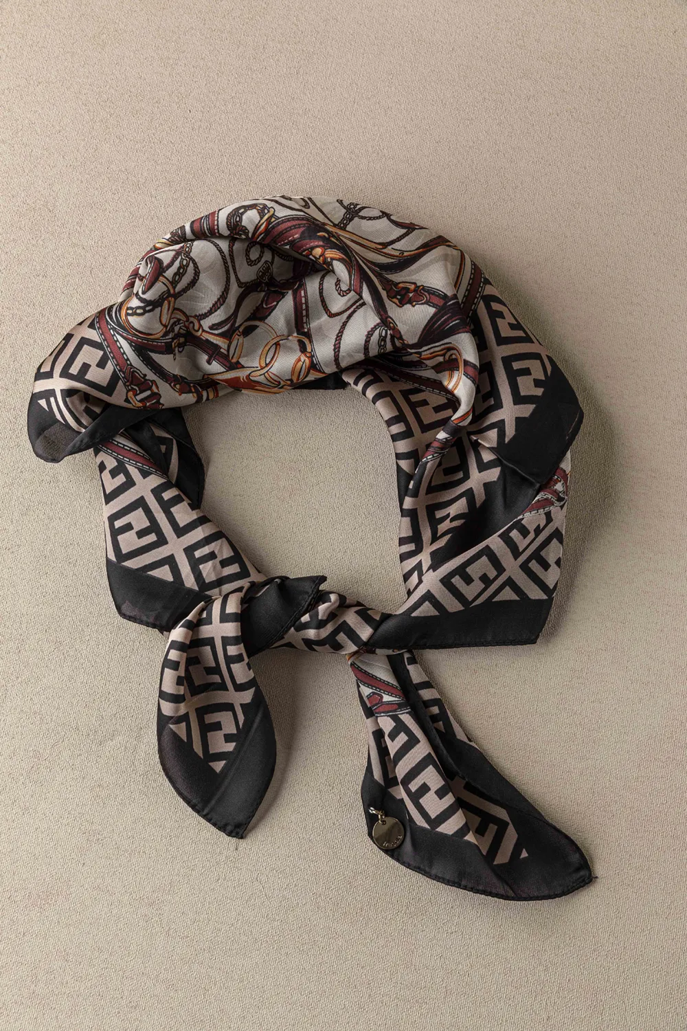 Φουλάρι SC372 Φουλάρι SC372