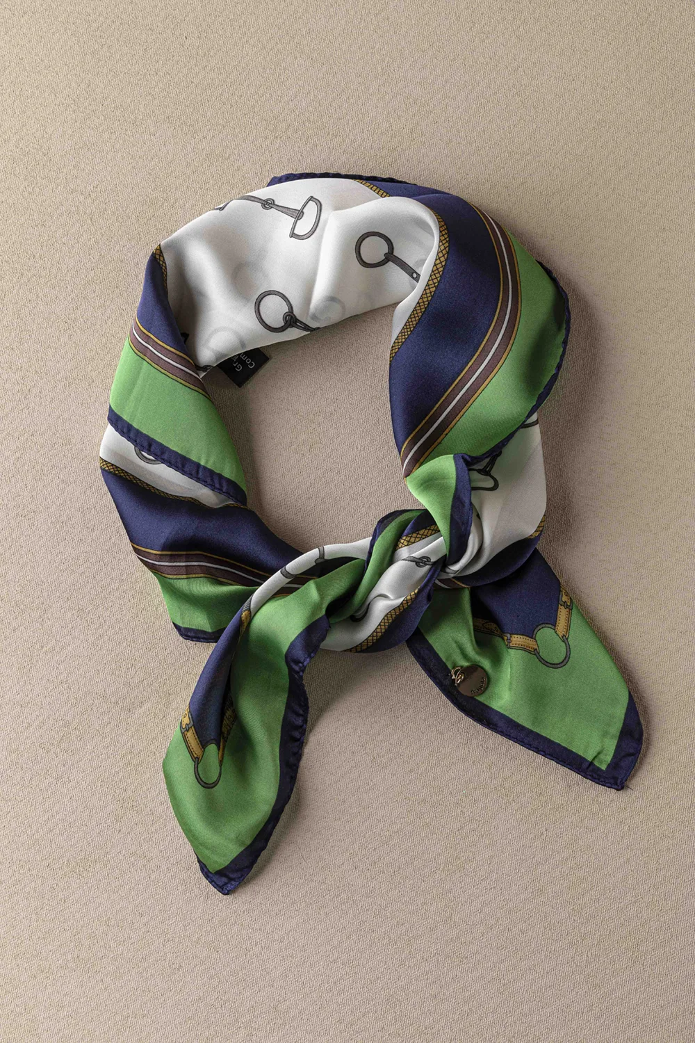 Φουλάρι SC373 Φουλάρι SC373