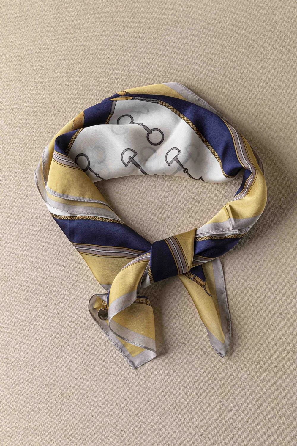 Φουλάρι SC373 Φουλάρι SC373