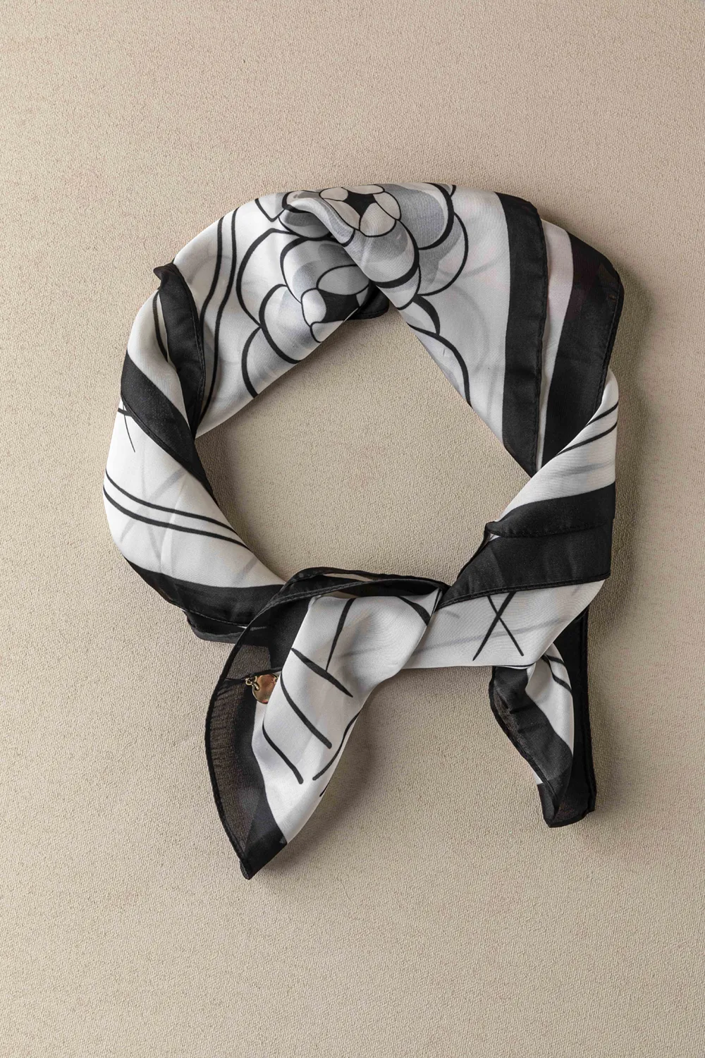 Φουλάρι SC374 Φουλάρι SC374