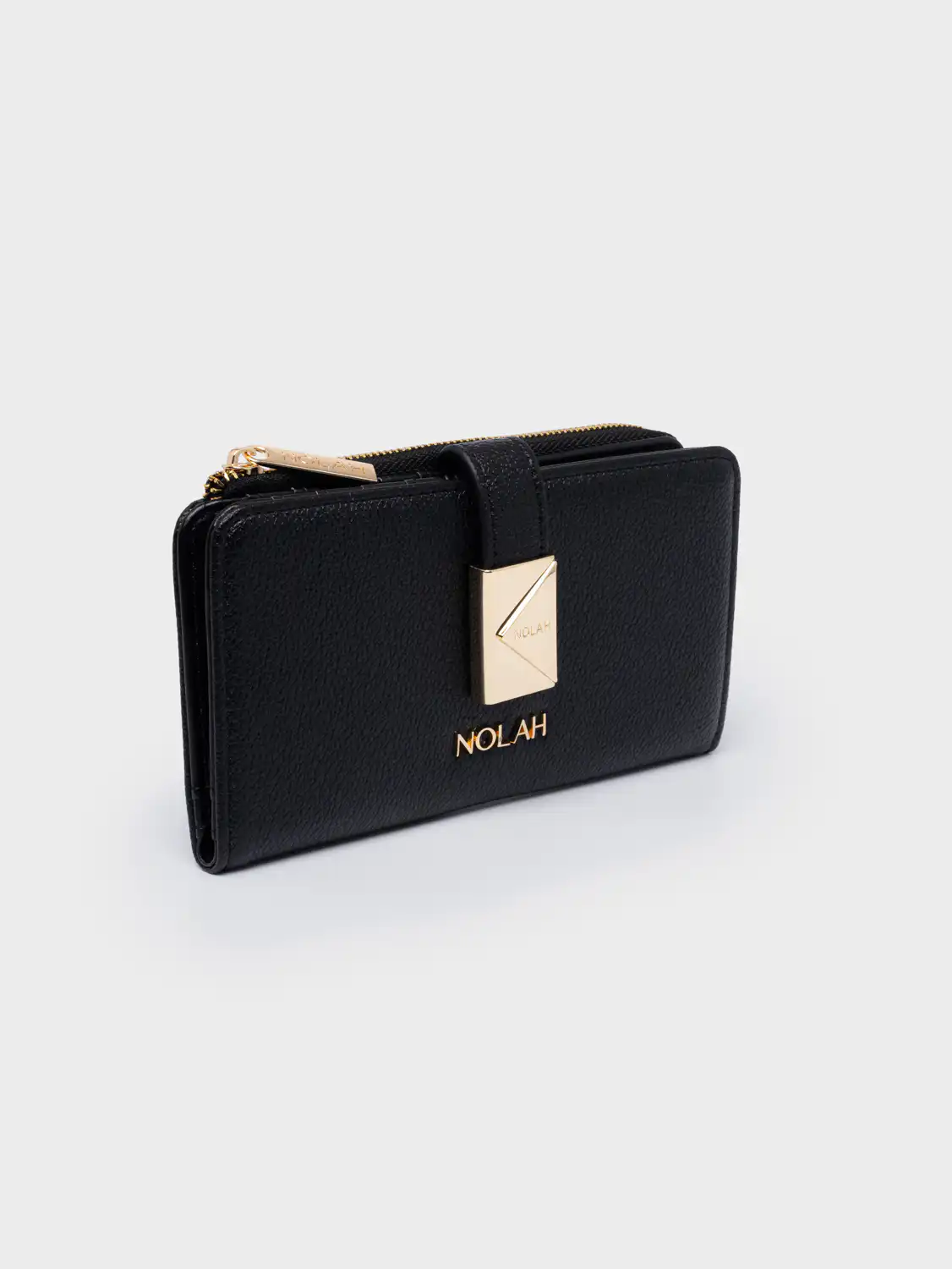 Savvina Black Light Gold