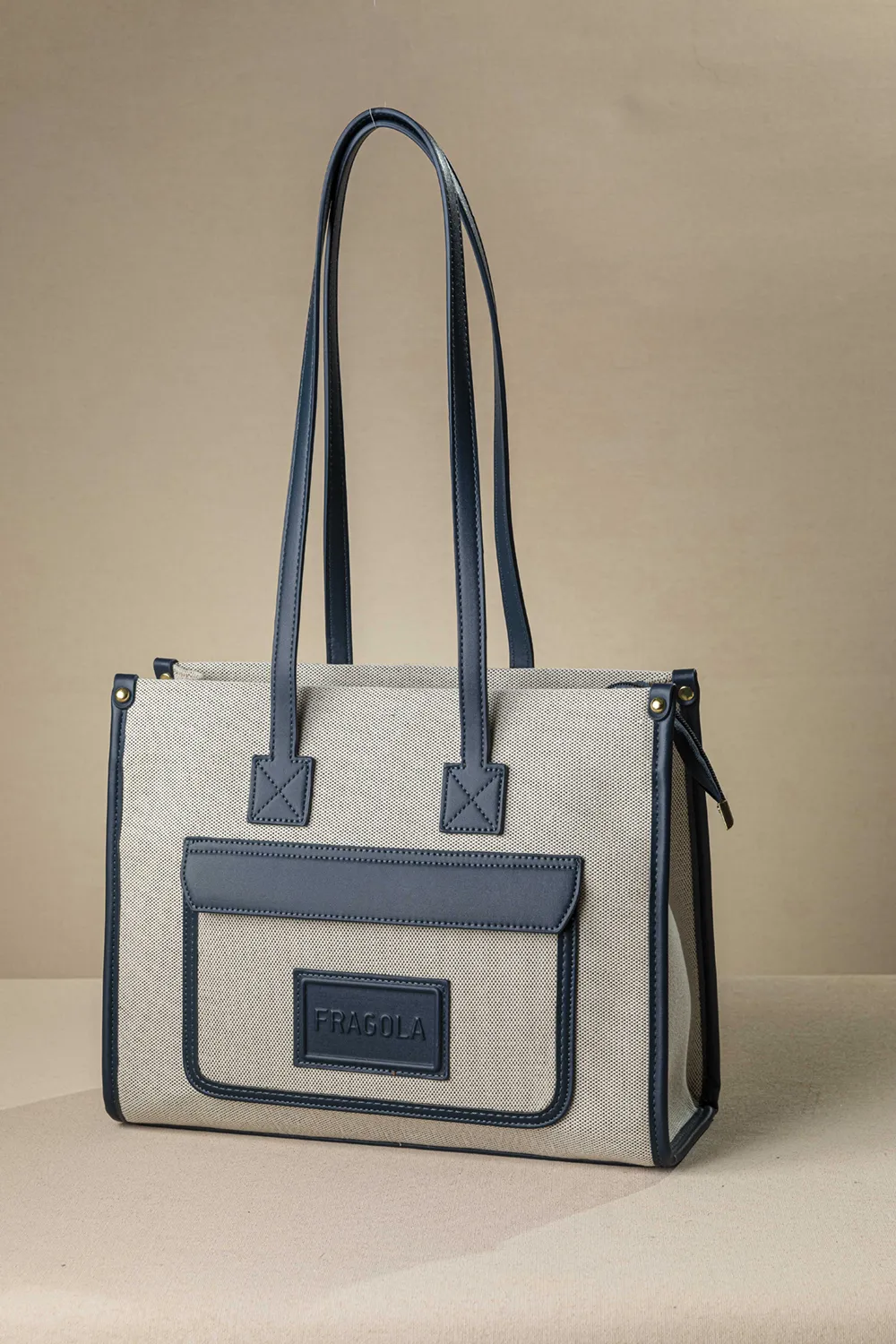 Τετράγωνη τσάντα ώμου από καραβόπανο