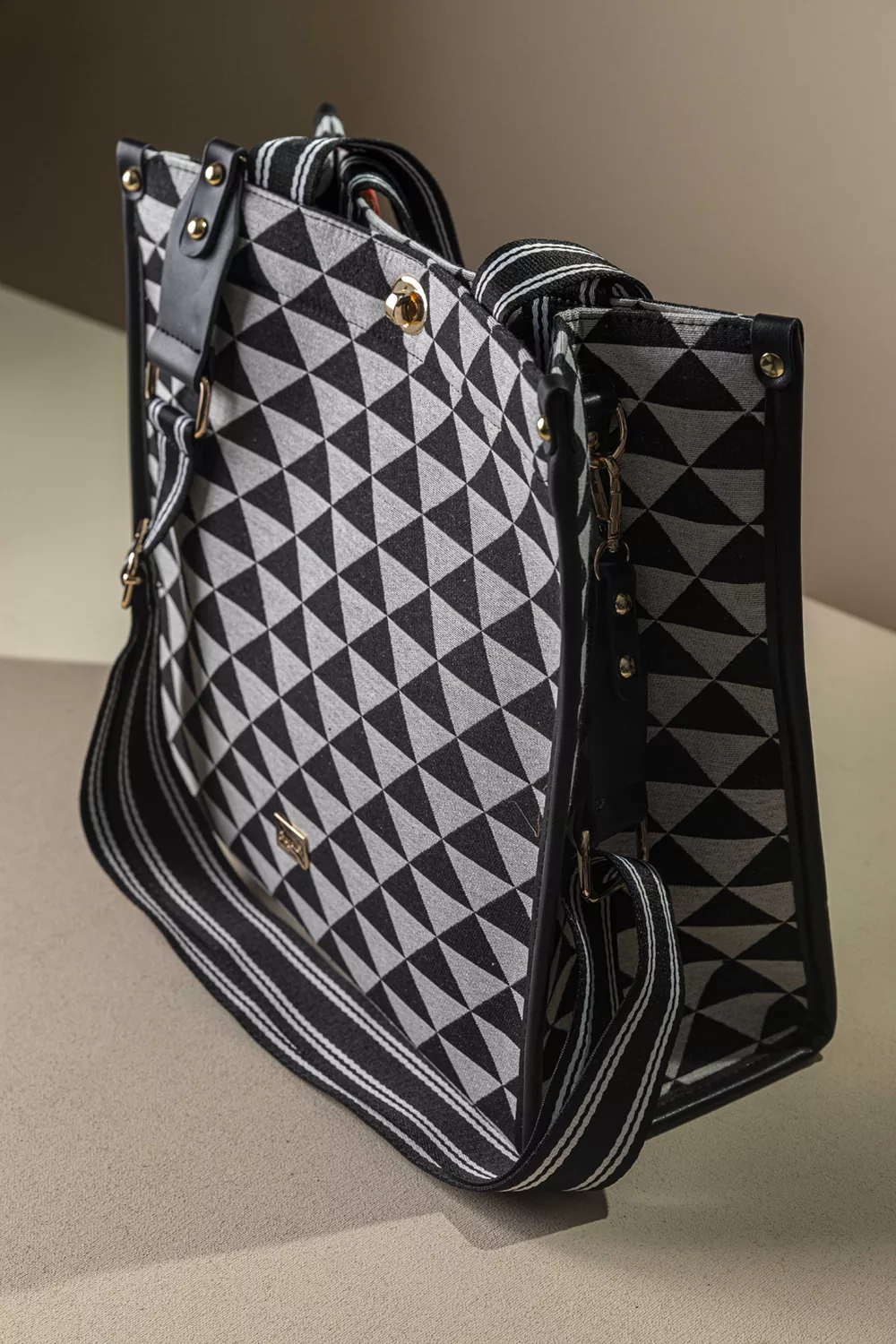 Μεγάλη tote υφασμάτινη τσάντα