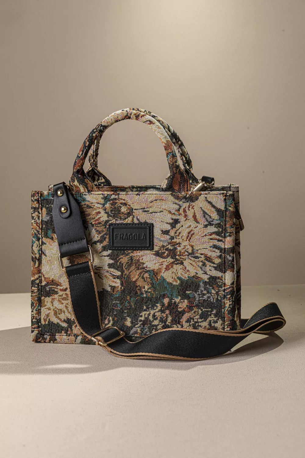 Μεσαία υφασμάτινη Tote Bag