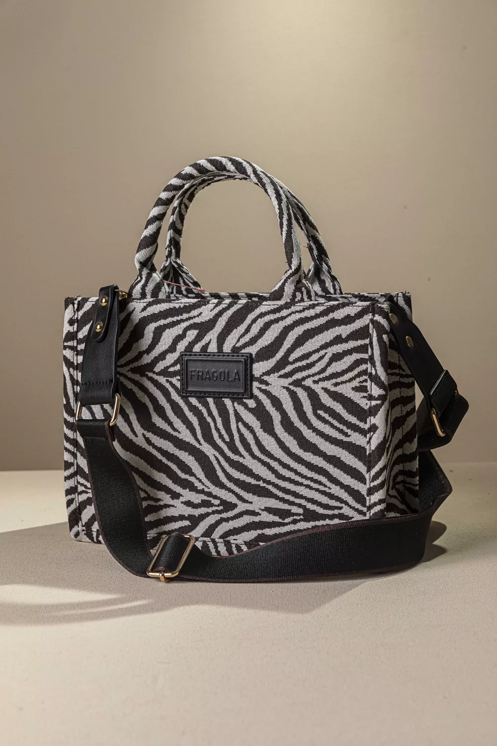 Μεσαία υφασμάτινη Tote Bag