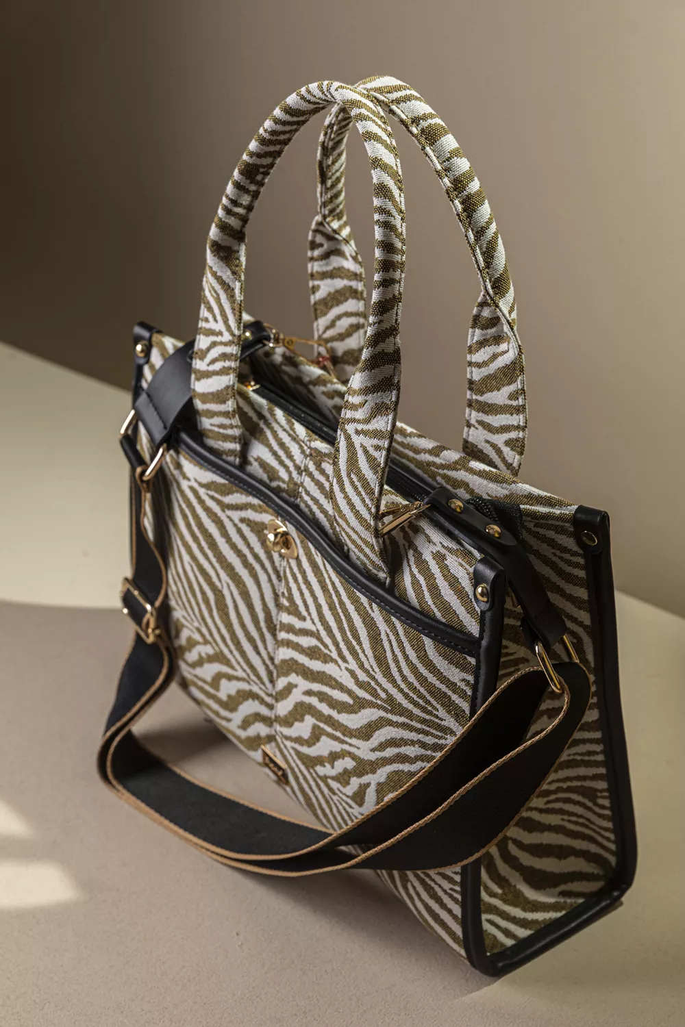 Μοντέρνα υφασμάτινη Tote bag