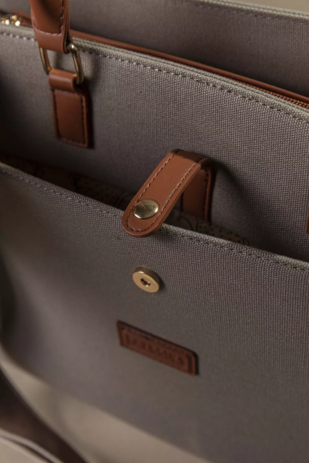 Επαγγελματική υφασμάτινη τσάντα