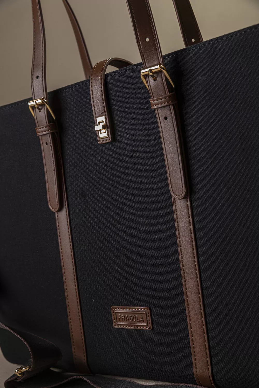 Επαγγελματική τριθέσια τσάντα