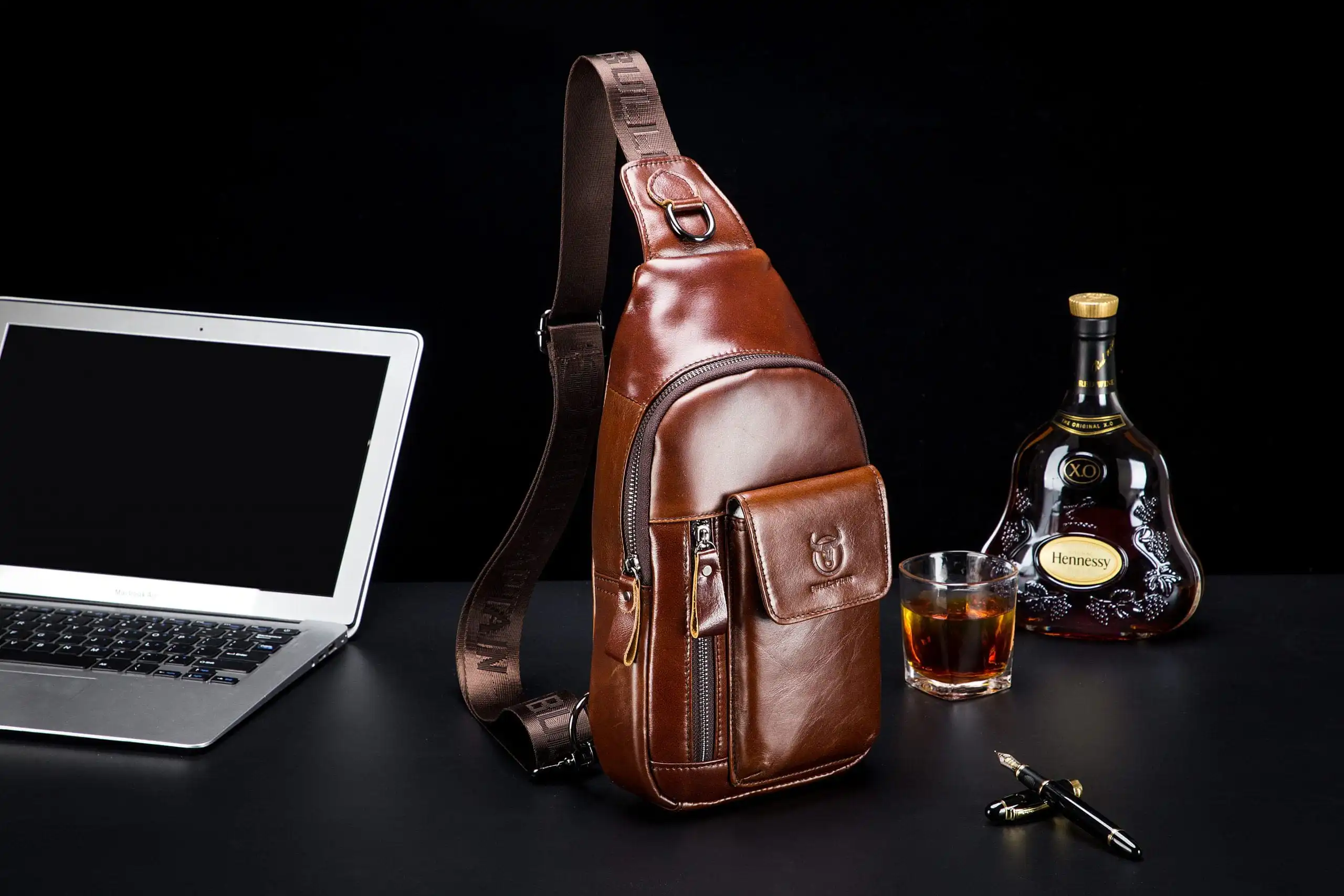 Δερμάτινο τσαντάκι body Bull Captain XB 121 καφέ